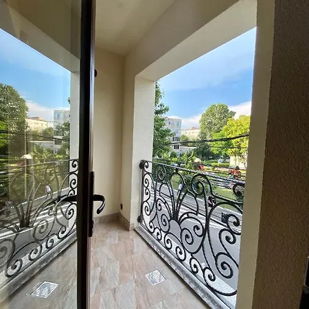 The Vintage Of Apartment